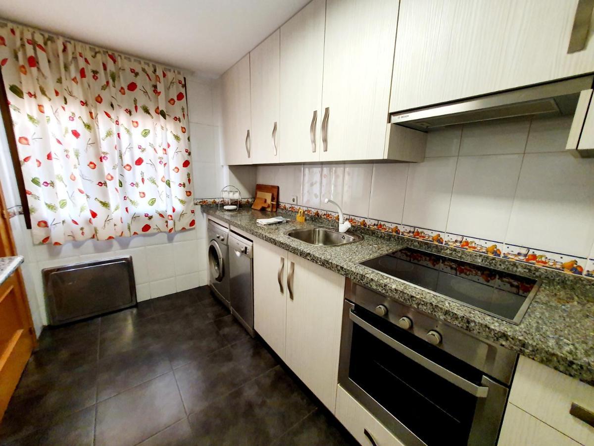 דירות בנאלמדנה Carvajal Seaviews מראה חיצוני תמונה